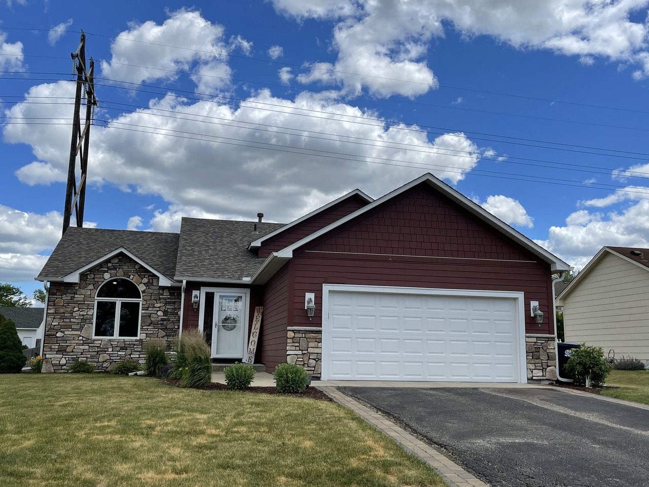 Home exterior with new stonework in Lakeville, MN
